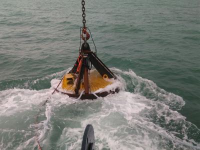 Hebo Maritiem im Einsatz mit Magnetanlagen von KW Supply BV in der Nordsee